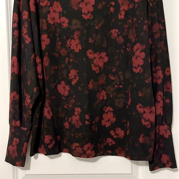 ⚡️ 3 for $30 ⚡️ Simply Vera Vera Wang Floral Sweater - Picture 3 of 8